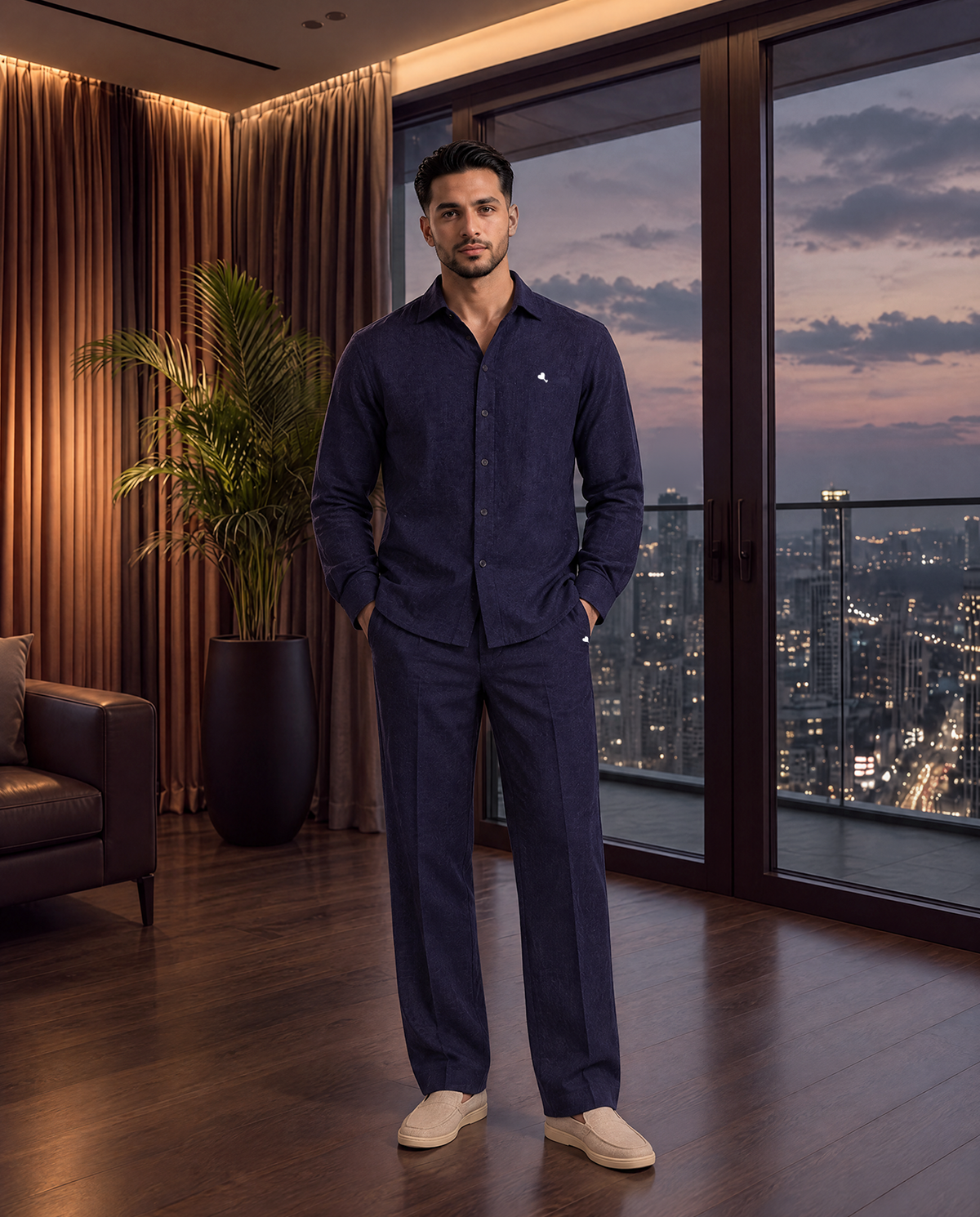 The Cœur Key Linen Shirt in Navy