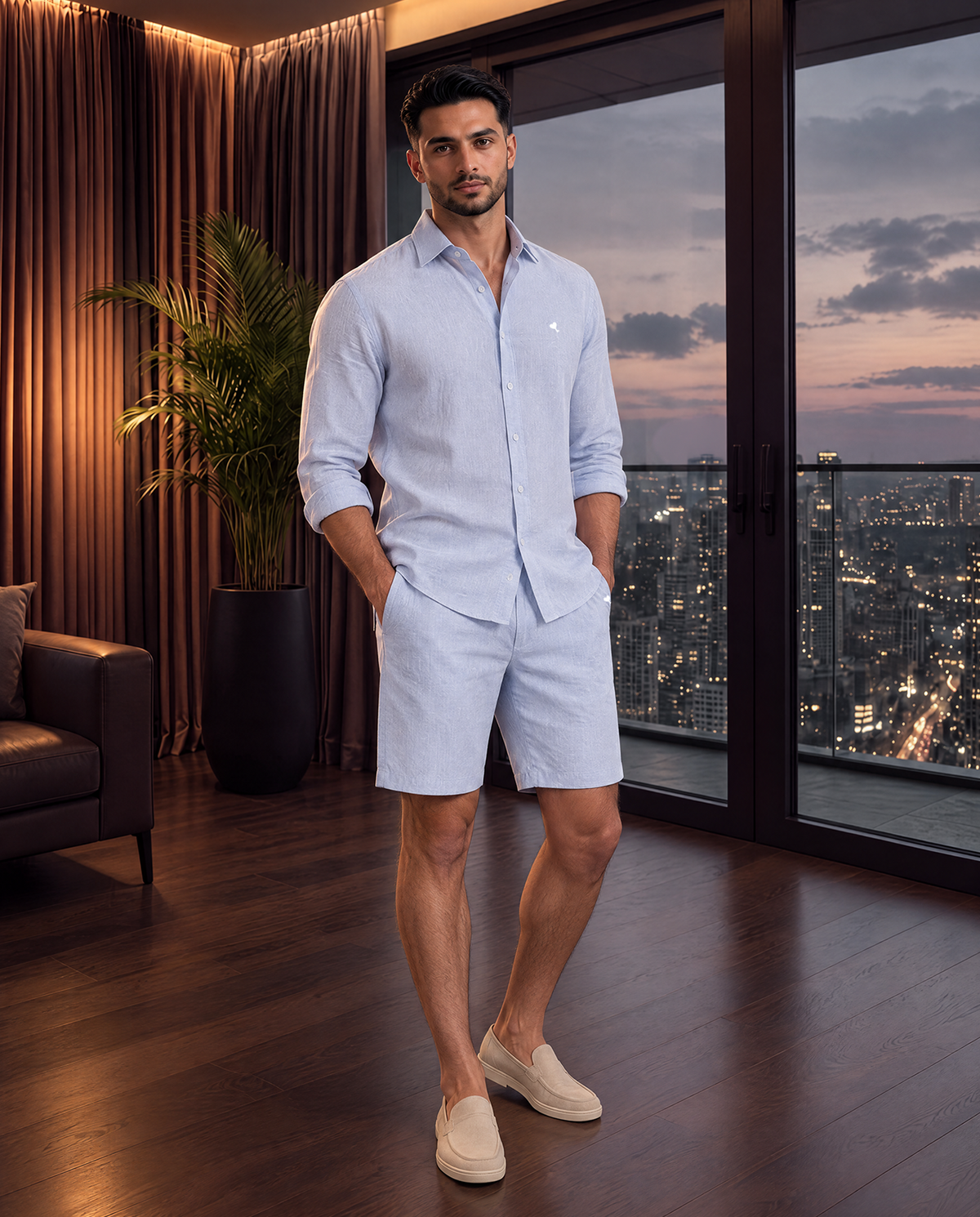The Cœur Key Linen Shorts in Mint Blue