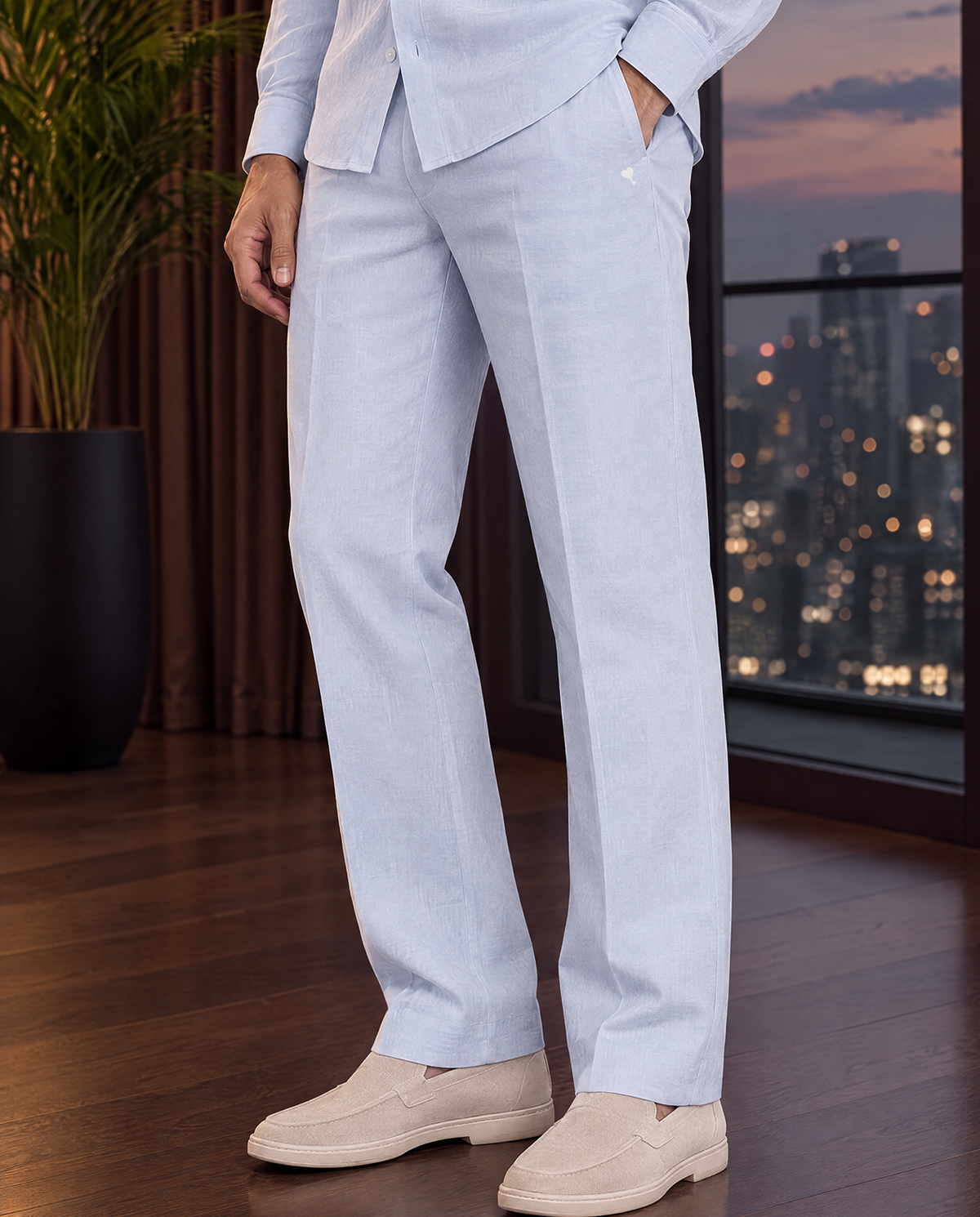 The Cœur Key Linen Pants in Mint Blue