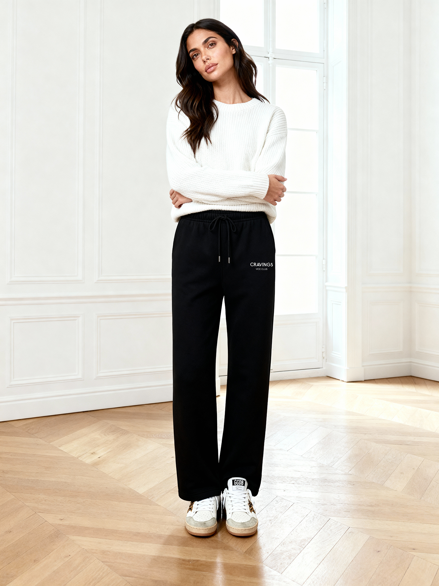 Straight Fit Sweatpants in Black for Women