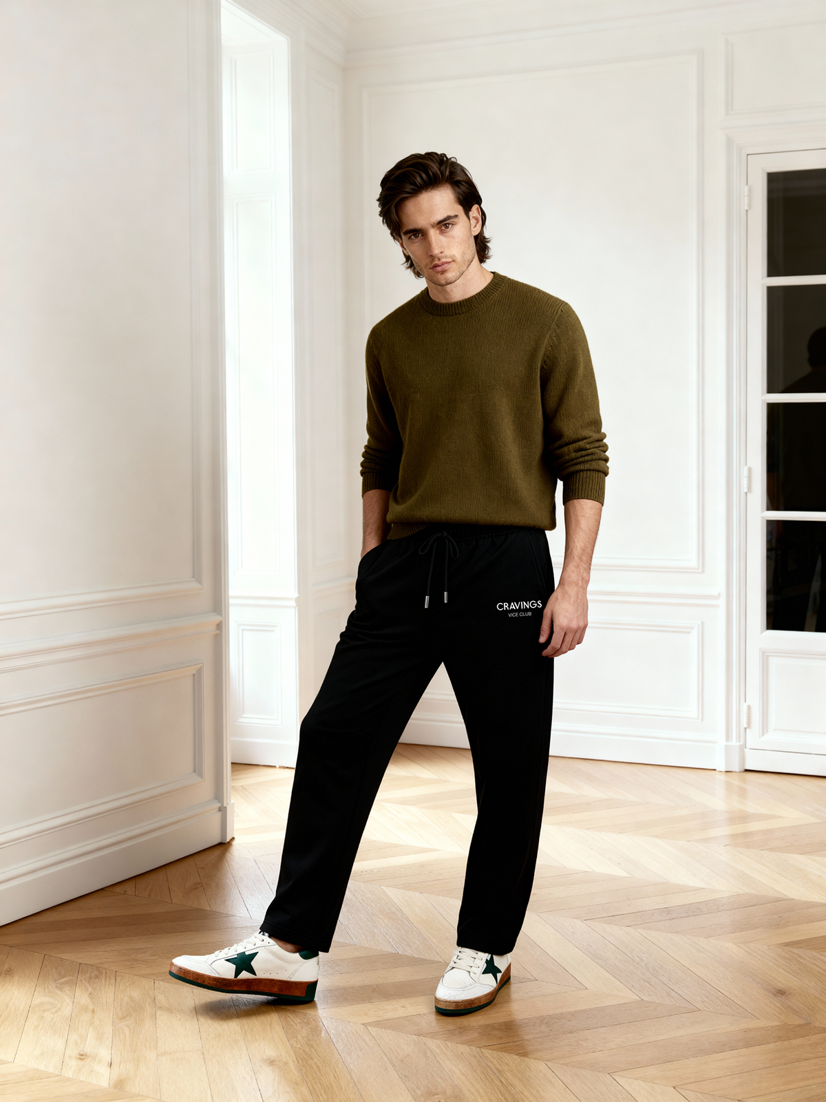 Straight Fit Sweatpants in Black